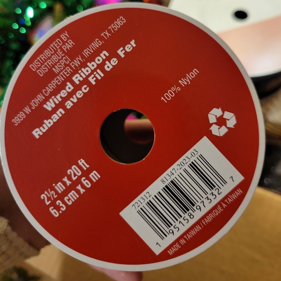 Gold Ribbon - Picture 3 of 3